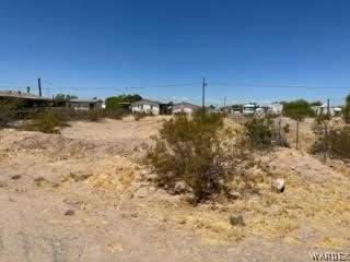 12679 S APACHE PKWY, TOPOCK, AZ 86436, photo 3 of 13