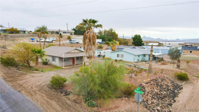 13372 YORK DR, TOPOCK, AZ 86436, photo 2 of 44